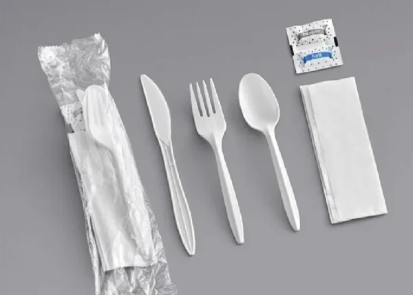 Meal Kit: Fork, Knife, Spoon, Napkin, Salt & Pepper 250/cs